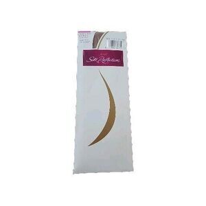 Hanes Silk Reflection Silky Sheer Knee Highs #725 Little Color 2 Pair Sandalfoot